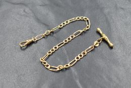 A 9ct gold figaro link bracelet, having a dog clip closure and T-bar, 2g