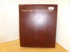 GB 1980's-2000's COLLECTION OF PRESENTAtiON PACKS IN RM ALBUM RM album with apx 60 presentation