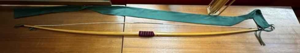 A Richard Head 32:25 longbow and arrows