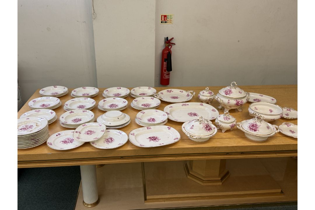 A very large victorian dinner service, 1 bowl with