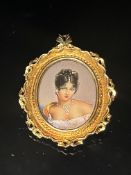 Hand painted miniature set in 18ct Gold with 1 di