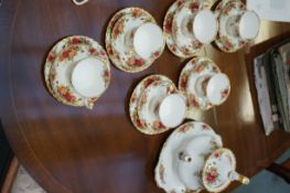 Royal albert old country rose tea set 20 pieces (f