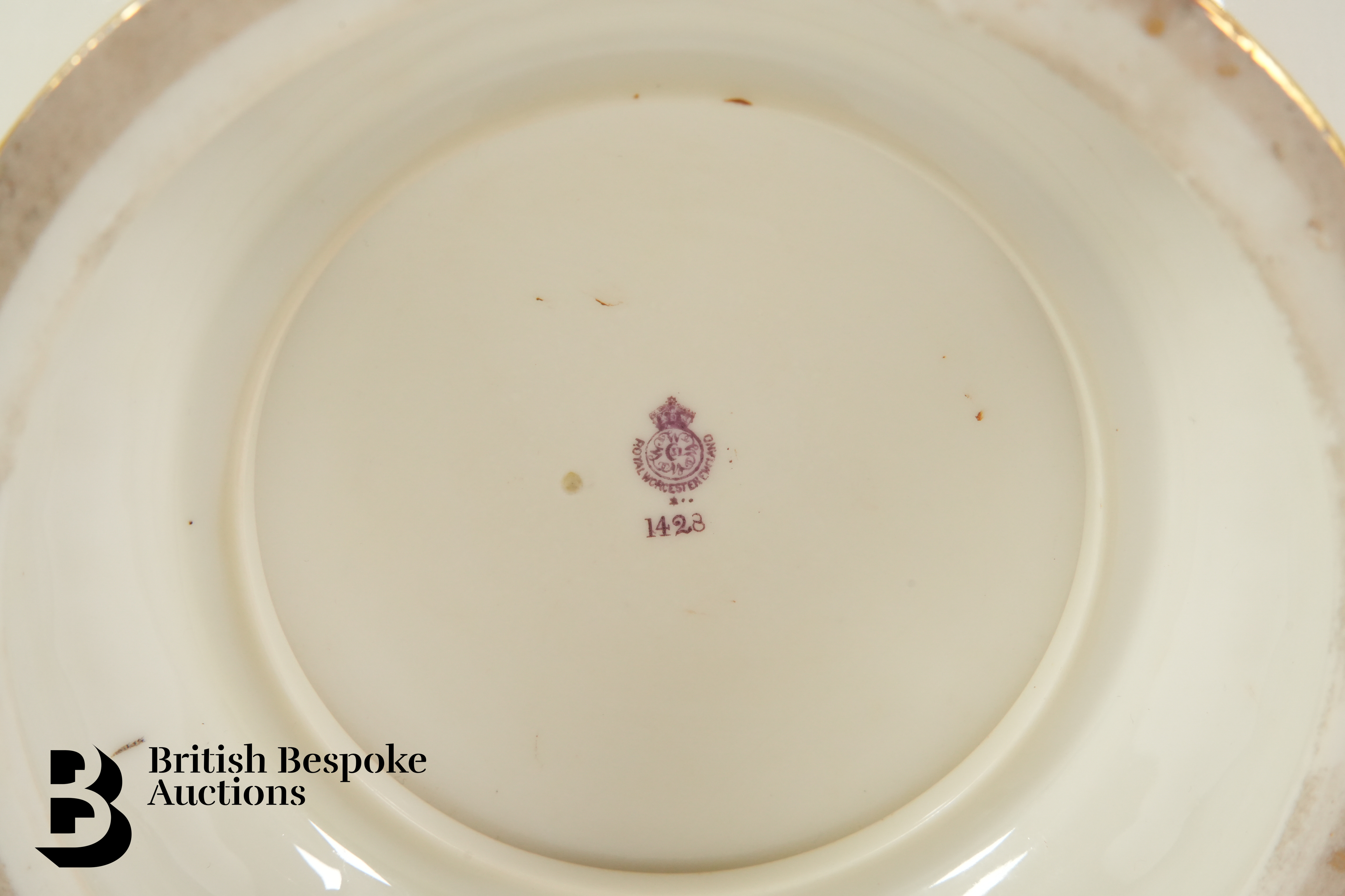 Royal Worcester Vase and Cover Signed by John Stinton - Image 14 of 14