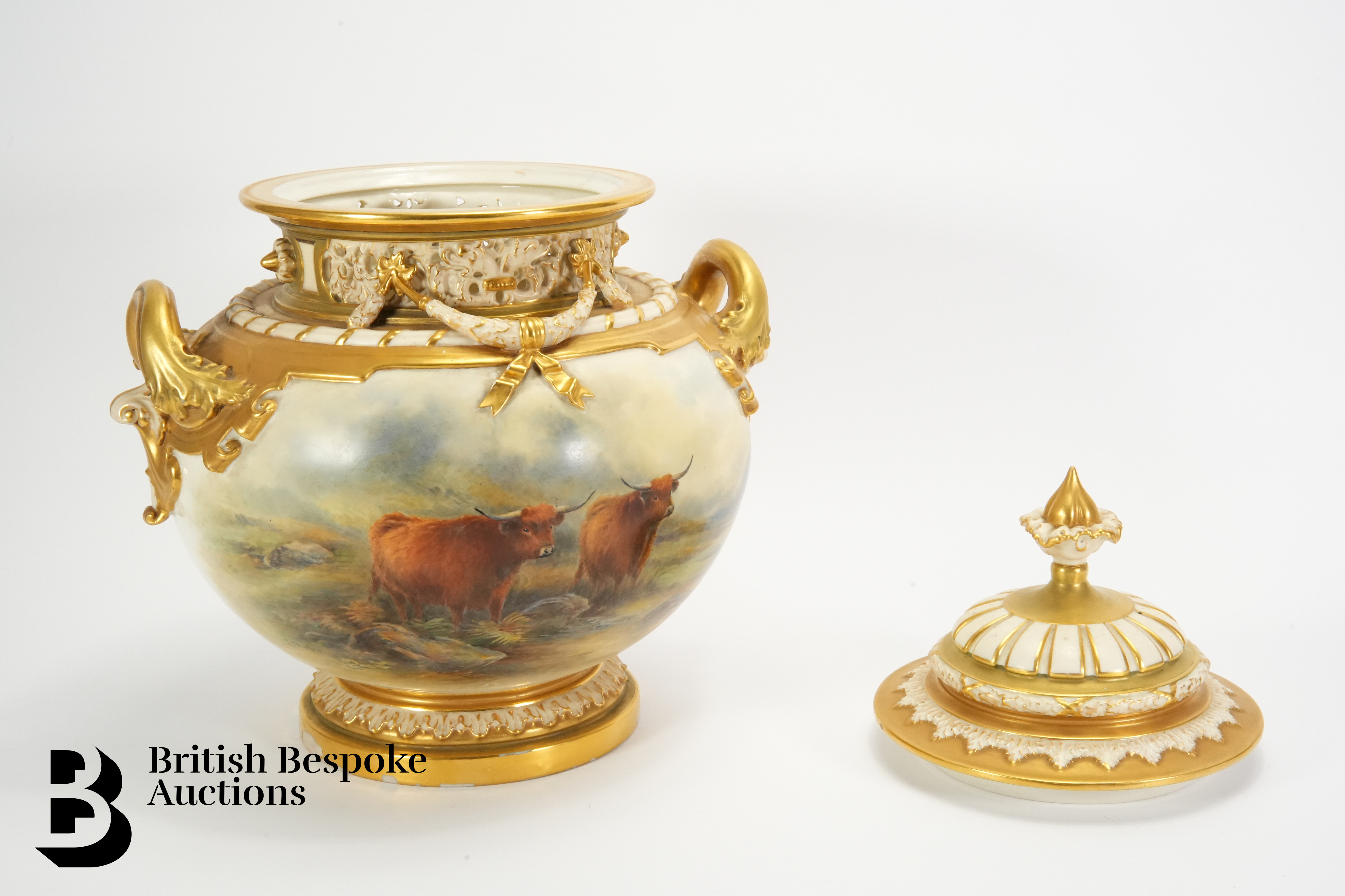 Royal Worcester Vase and Cover Signed by John Stinton - Image 13 of 14