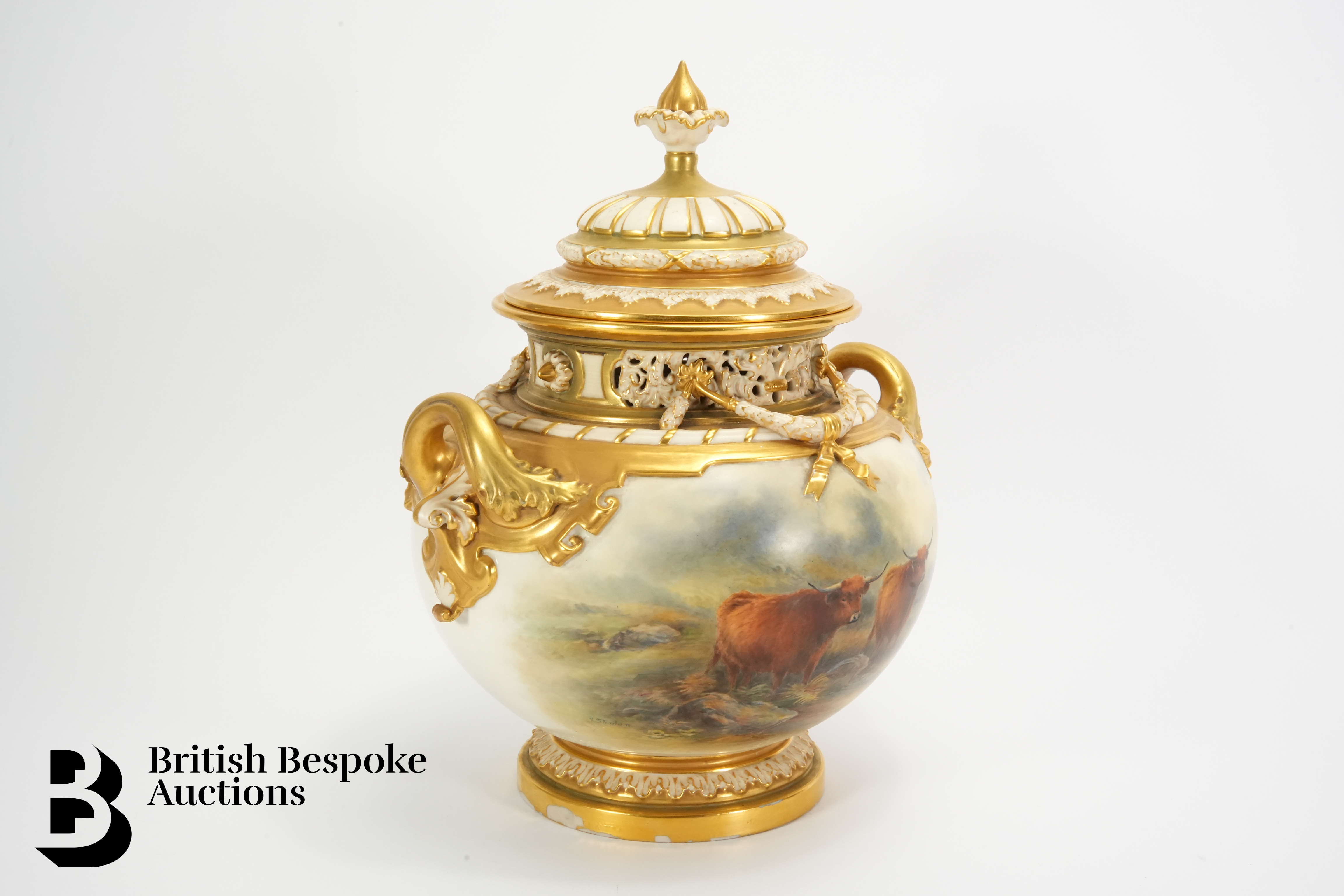 Royal Worcester Vase and Cover Signed by John Stinton - Image 6 of 14