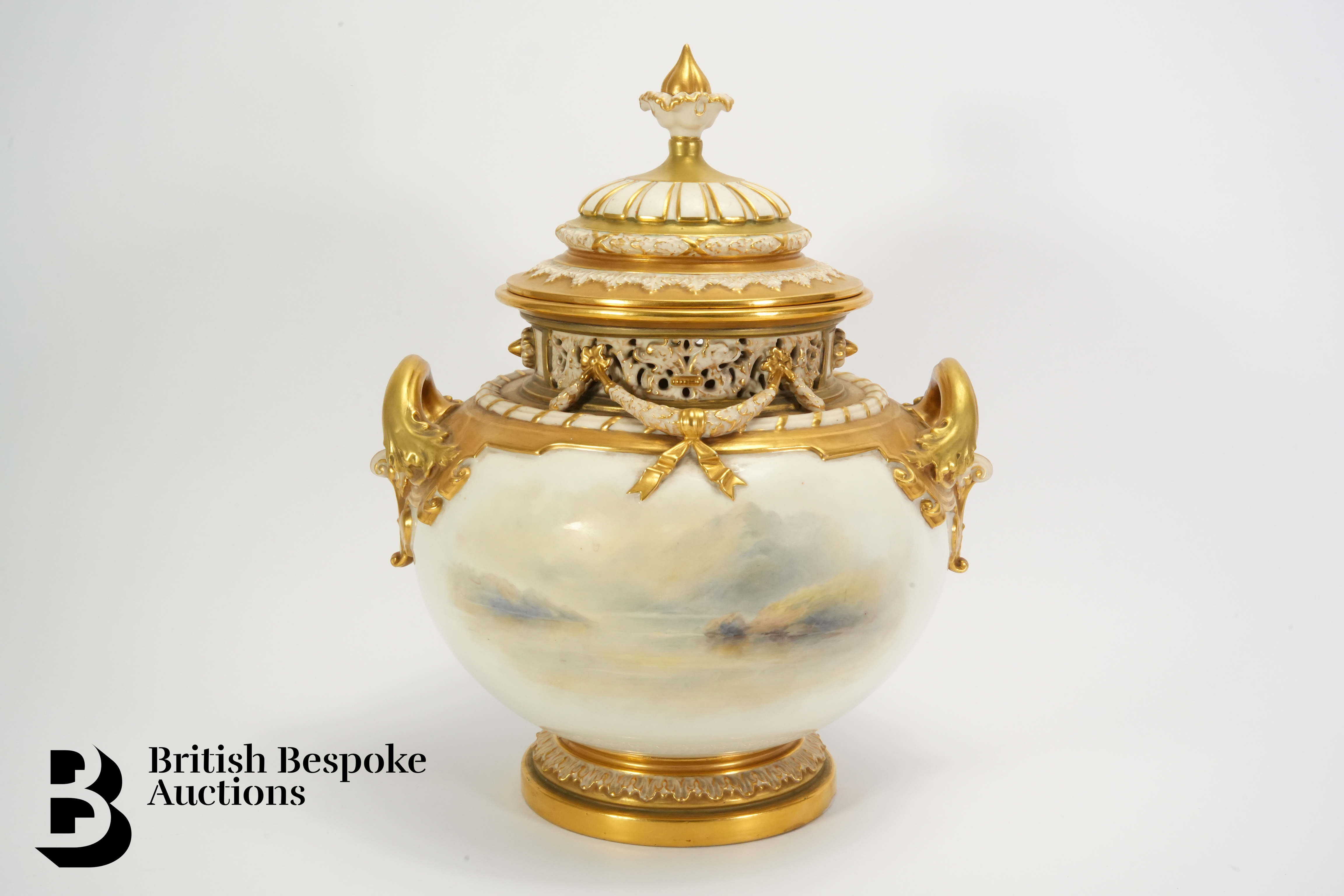 Royal Worcester Vase and Cover Signed by John Stinton - Image 8 of 14