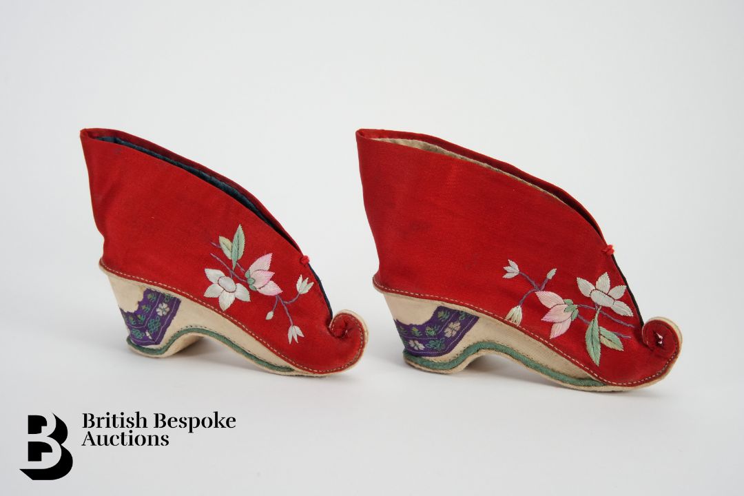 Chinese Shoes - Image 2 of 2