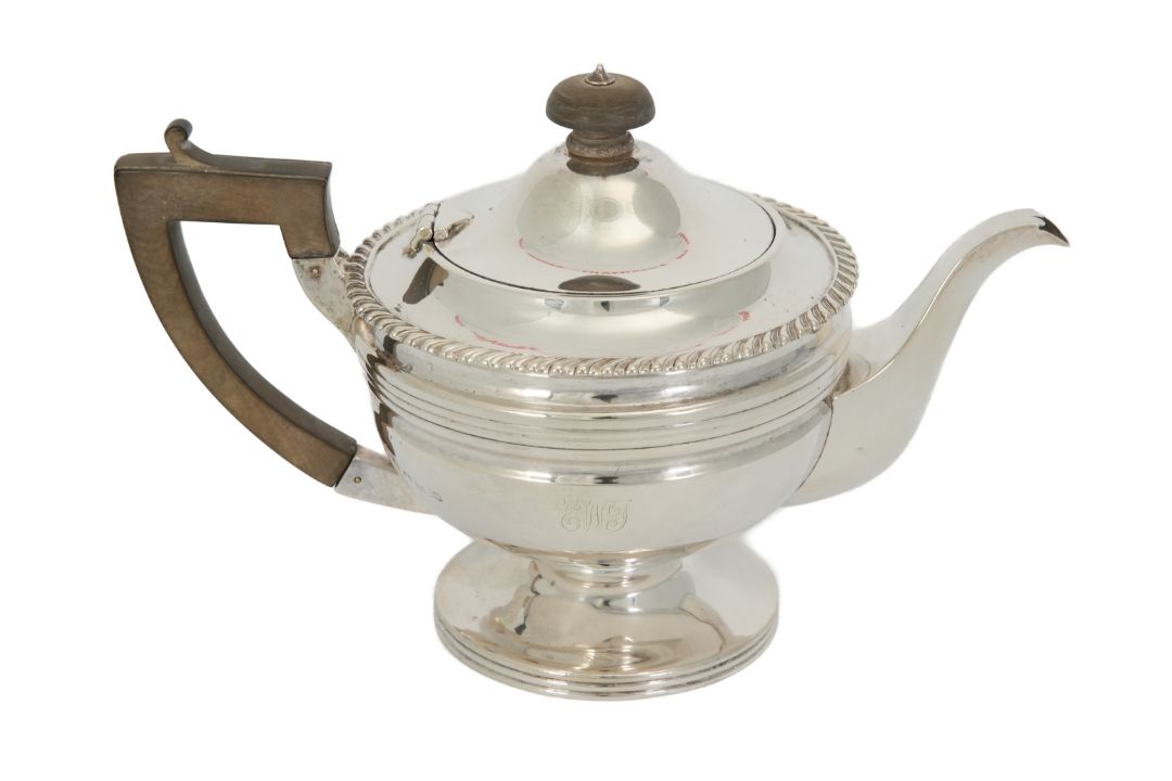 George V Silver Tea Pot - Image 5 of 5