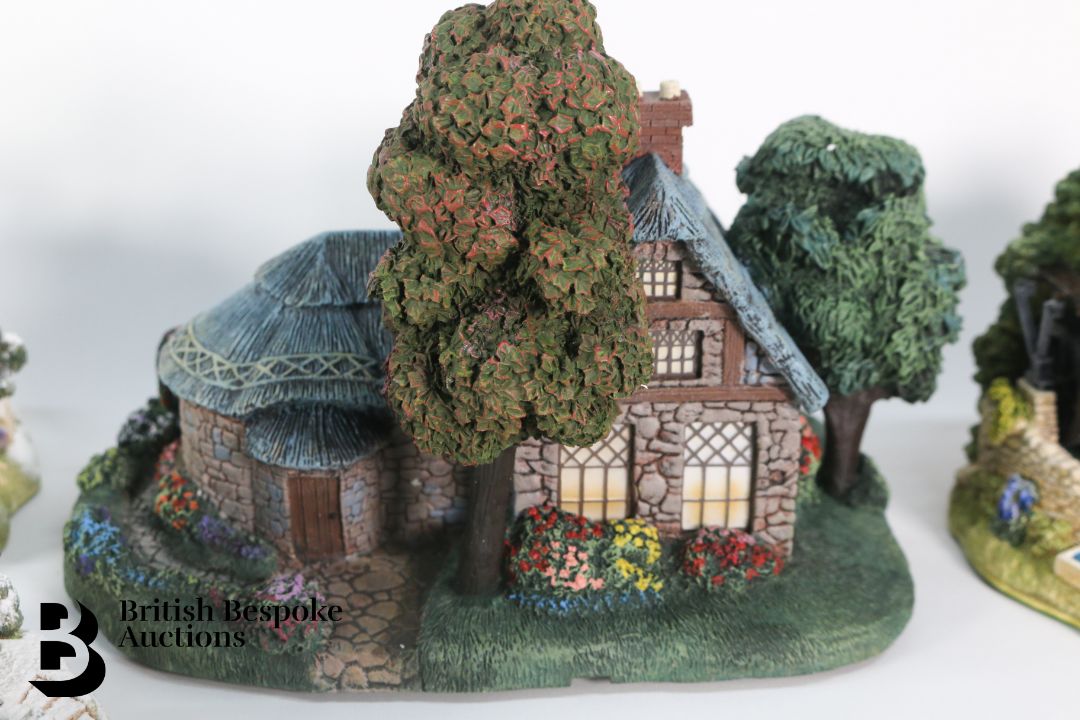 Large Quantity of Lilliput Lane Limited Edition Houses - Christmas Themed - Image 6 of 9