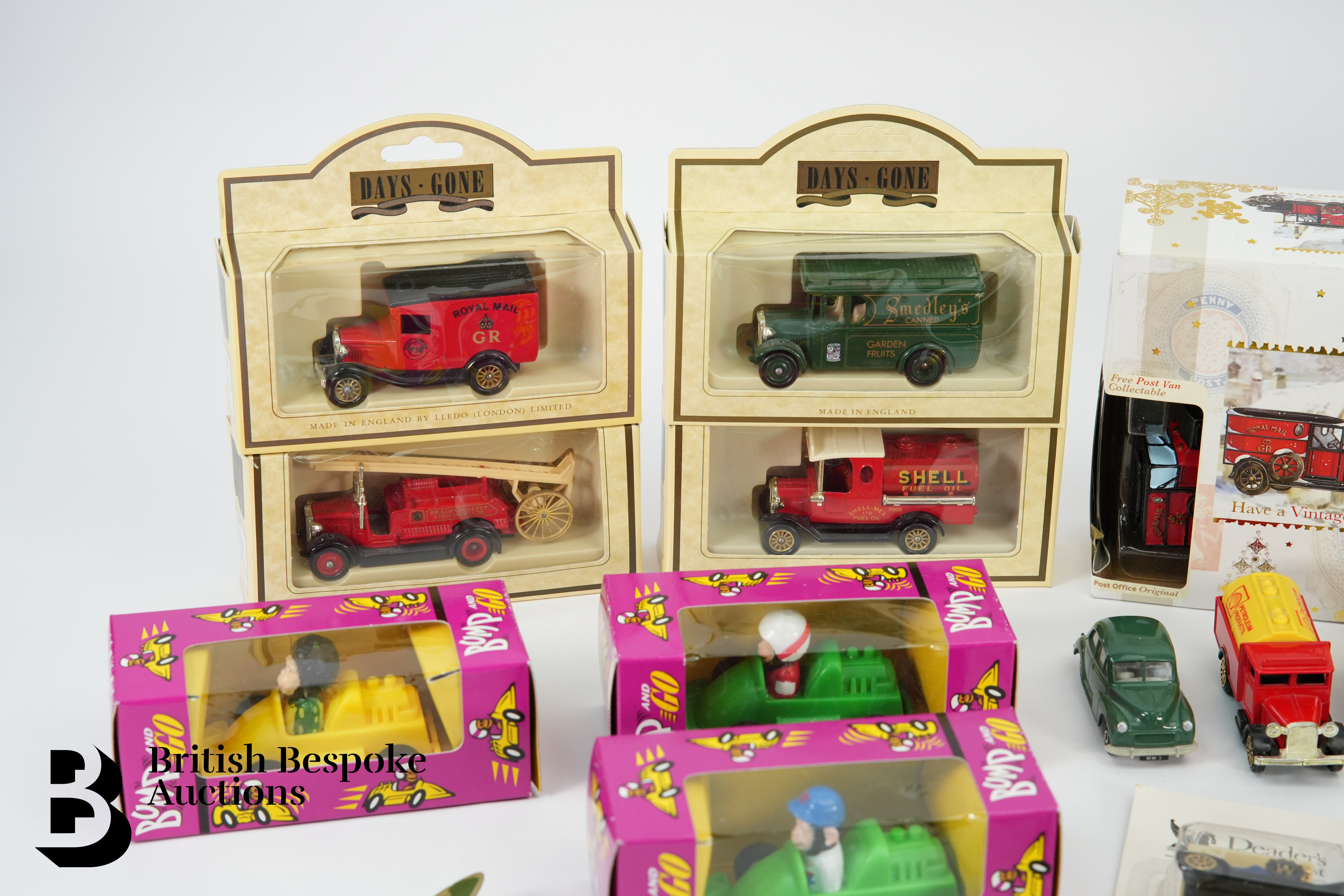 Die Cast Cars - Image 2 of 6
