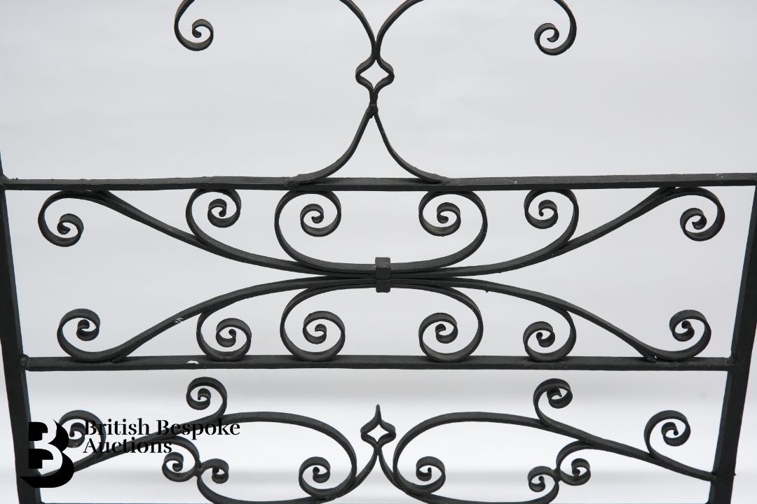 Wrought Iron Fire Screen - Image 2 of 3
