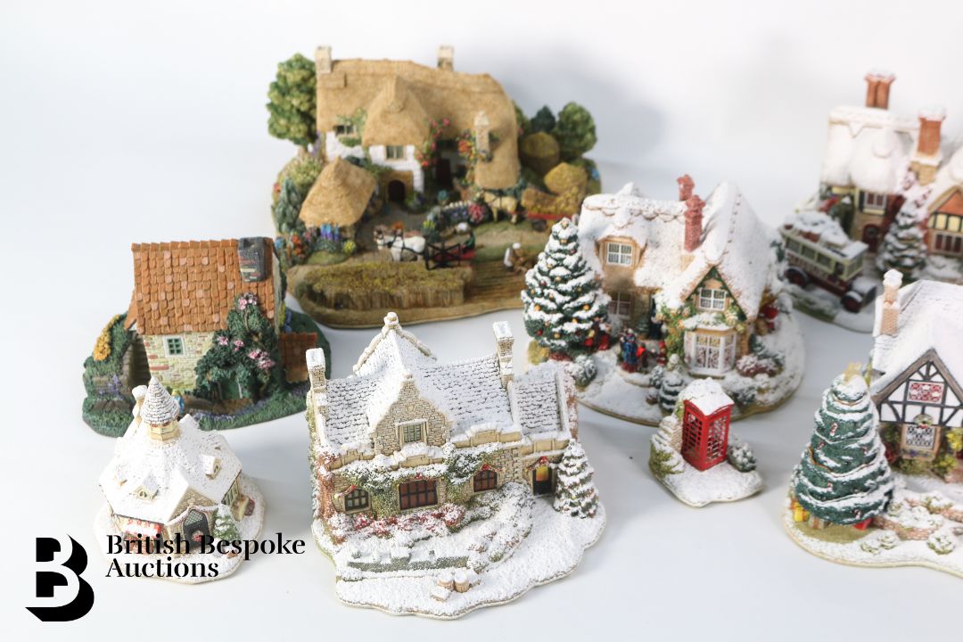 Large Quantity of Lilliput Lane Limited Edition Houses - Christmas Themed - Image 3 of 9
