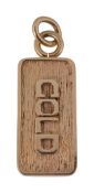A 9ct gold ingot pendant