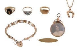 A collection of lady's accessories