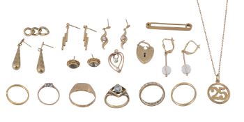 A collection of jewellery
