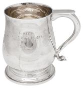 An Elizabeth II presentation silver half pint tankard