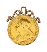 A Victorian full sovereign, dated 1900