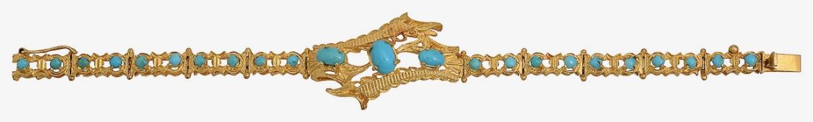 A turquoise-set flexible link line bracelet