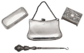 An Edwardian Art Nouveau silver lady's purse and other items