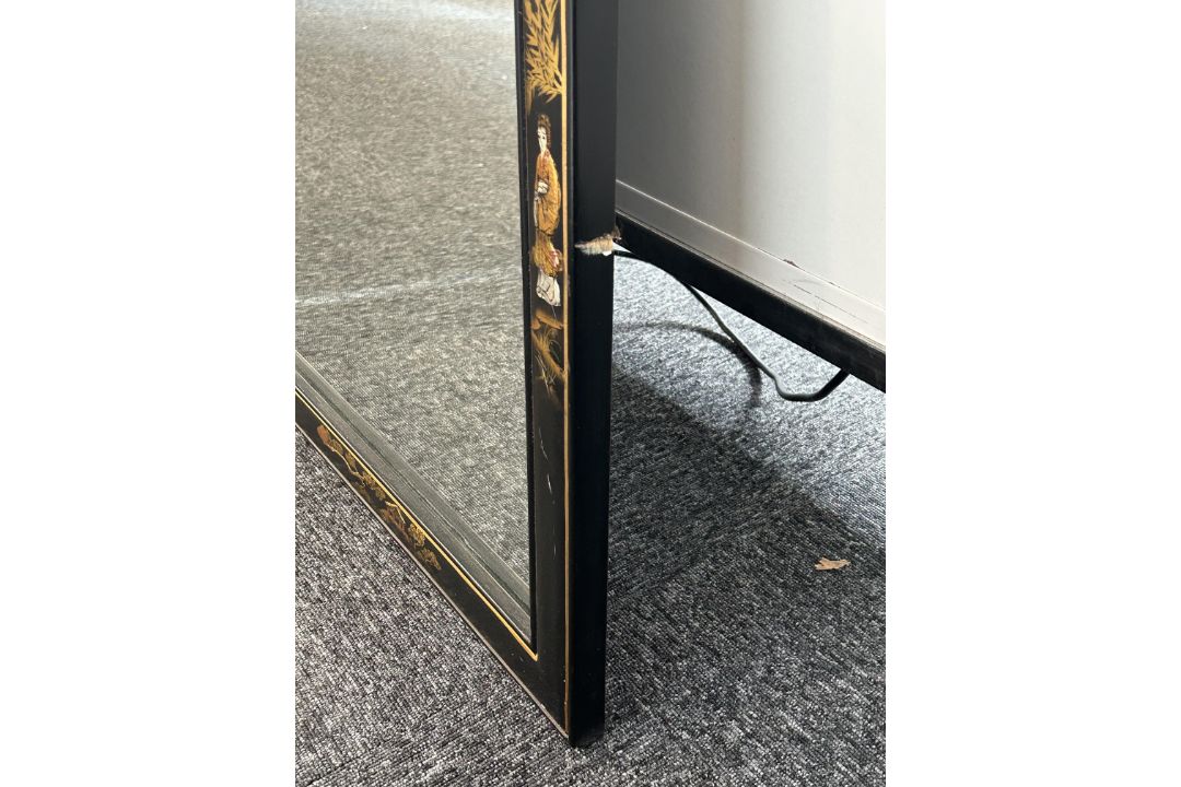 A large Queen Anne style chinoiserie wall mirror - Image 6 of 8