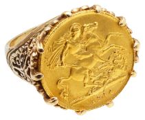 A George V half sovereign ring