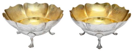 A pair of Edwardian silver bonbon dishes