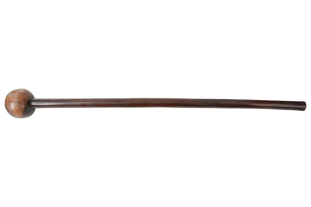A Southern African / Zulu tribal hardwood knobkerrie