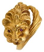 A lion head ring