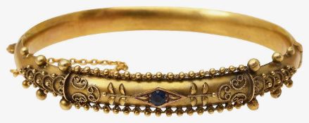 A Late Victorian 9ct gold bangle