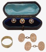 A collection of gentleman's accessories