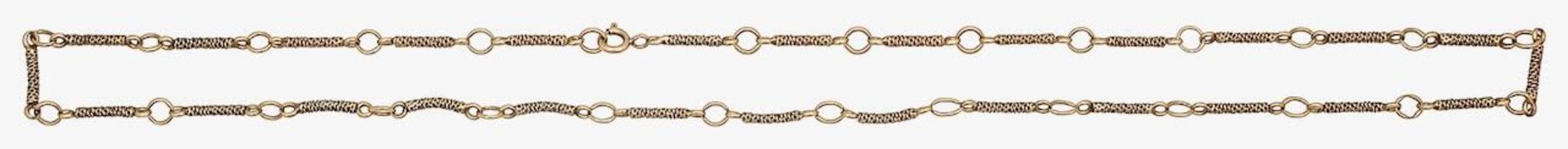 A bar and link chain