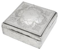 An Edwardian silver trinket box
