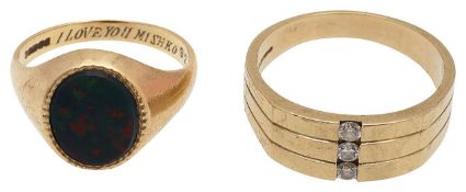 Two 9ct gold rings