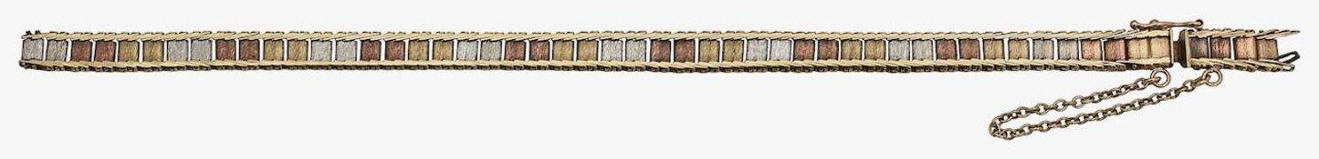 A tri-coloured line bracelet