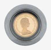 United Kingdom. Royal Mint Elizabeth II 1979 gold proof Sovereign in capsule with certificate
