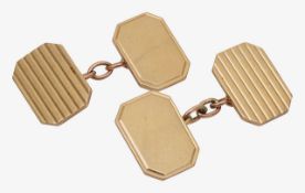 A pair of 9ct gold cufflinks