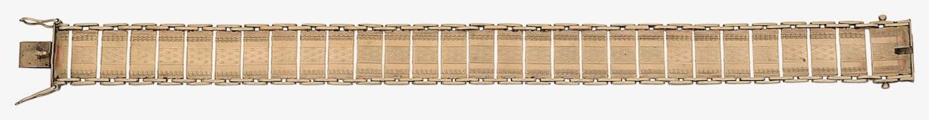 A 9ct 'fancy pattern' panel bracelet with box catch