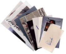 ENTERTAINMENT 10 signed photos/cards including names of Robert Foxworth, Dann Florek, Jon Favreau
