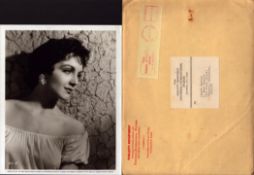 Kathleen Case UNSIGNED 10X8inch black and white photo with original mailing envelope. Good