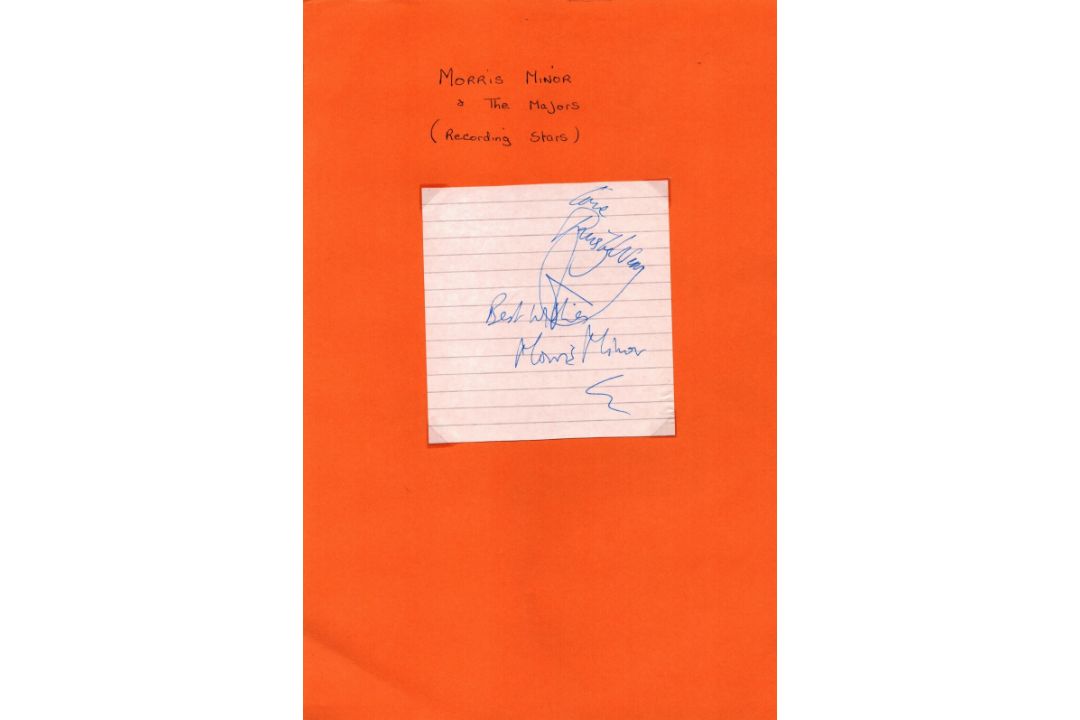 Morris Minor signed 4x4inch lined page Music Autograph Good condition. Good condition. All