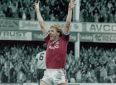 Football Frank McAvennie signed 16x12 West Ham United colourised photo. Good condition. All