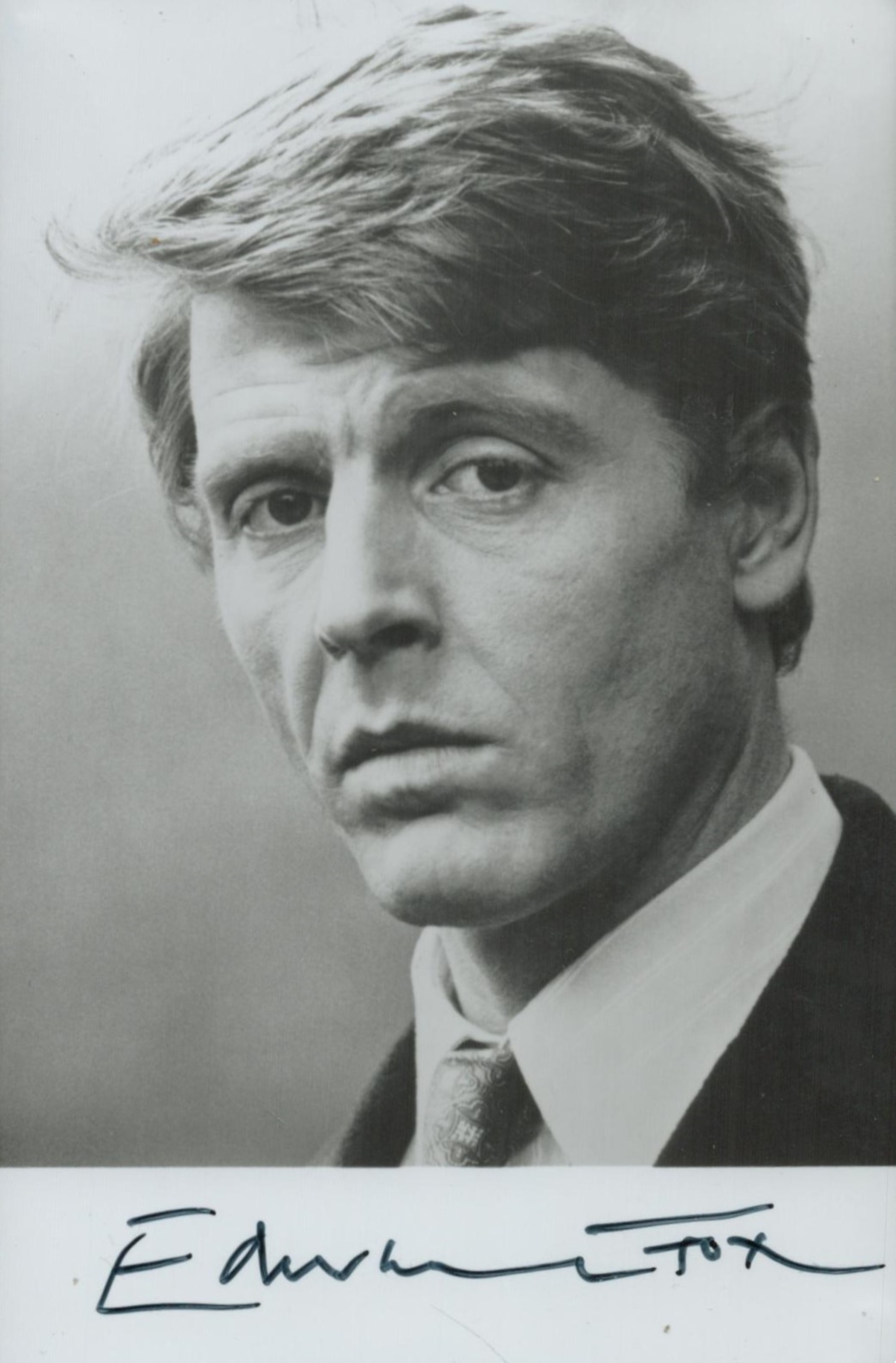 Edward Fox signed black and white promo photo, measures 3.5 inch by 5.5 inch. Good condition Est.