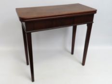 A George III mahogany tea table, 708mm high x 750m