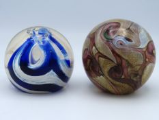 An Isle of Wight glass paperweight, 80mm high, twi