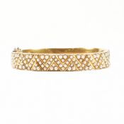 VICTORIAN 19TH CENTURY GOLD & PEARL HINGED BANGLE