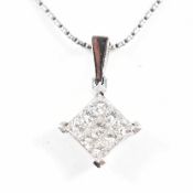 HALLMARKED 18CT WHITE GOLD DIAMOND PENDANT NECKLACE