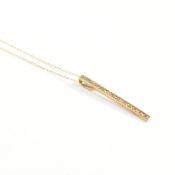 HALLMARKED 9CT GOLD & DIAMOND PENDANT NECKLACE