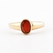 HALLMARKED 9CT GOLD & GARNET SOLITAIRE RING