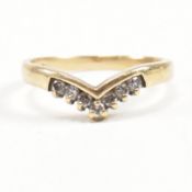 HALLMARKED 9CT GOLD & CZ WISHBONE RING