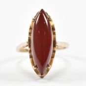 HALLMARKED 9CT GOLD & CARNELIAN CABOCHON RING